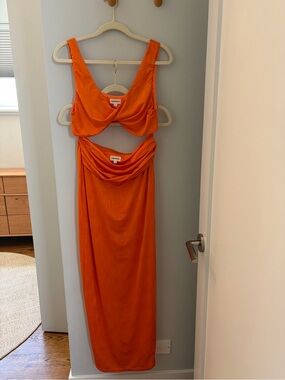 superdown Joana Maxi Skirt Set in Tangerine